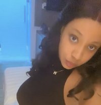 Sugar - escort in Lagos, Nigeria