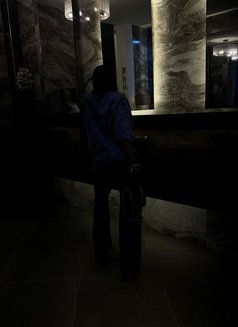 Sugar - Male escort in Accra Photo 2 of 4