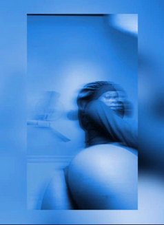 Sugar - Male escort in Accra Photo 3 of 4