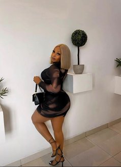 Sugar Osu - escort in Accra Photo 2 of 3