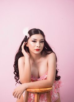 Sugarcyssie - escort in Manila Photo 3 of 7