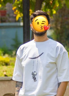 Sugyan - Acompañantes masculino in Kathmandu Photo 4 of 7