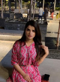 Natasha - escort in Dubai Photo 1 of 5