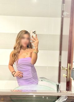 Suhana Airhostess in Dubai - puta in Dubai Photo 4 of 8