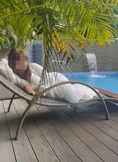 Suhana available for real Meets - escort in Kolkata Photo 2 of 5