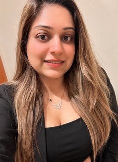Suhana - escort in Lucknow Photo 2 of 7