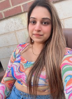 Suhana - escort in Mumbai Photo 3 of 6