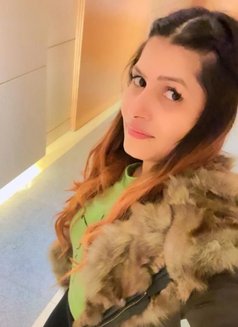 Suhana - puta in New Delhi Photo 2 of 3