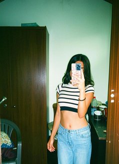 Suhana - escort in New Delhi Photo 4 of 5