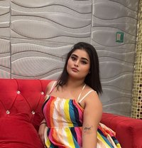 Suhana Indian - puta in Dubai Photo 4 of 7