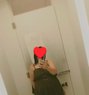 Suhana Kapoor - escort in Mumbai Photo 1 of 2