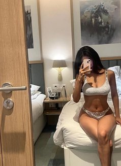 Suhana - escort in Pune Photo 3 of 9
