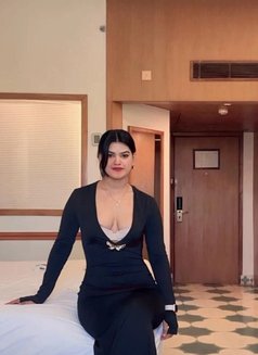 Suhana - escort in Pune Photo 5 of 9