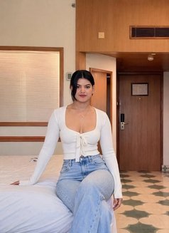 Suhana - escort in Pune Photo 8 of 9