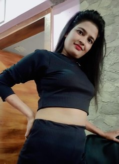 Suhani Dixit - Agencia de putas in Ahmedabad Photo 5 of 5