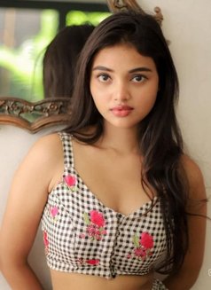Suhani - puta in Mauritius Photo 1 of 2