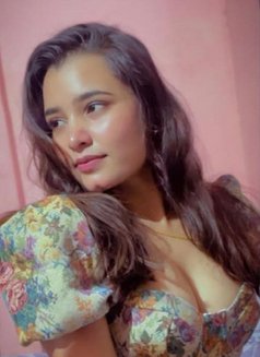 Suhani - escort in Siliguri Photo 2 of 2