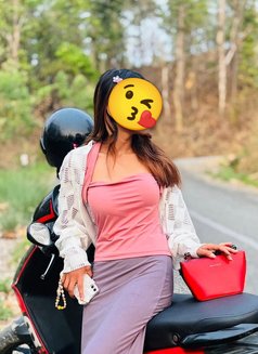 Suhani Ghale hand cash service - escort in Kathmandu Photo 2 of 2