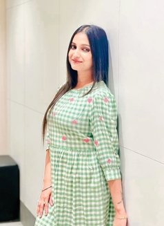 Suhani Sharma - puta in Noida Photo 1 of 3