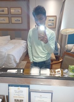 Suhas - Male escort in Mumbai Photo 3 of 5