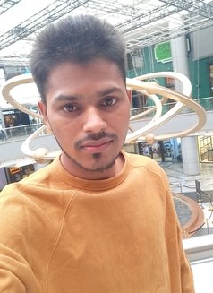 Suhas - Male escort in Mumbai Photo 4 of 5