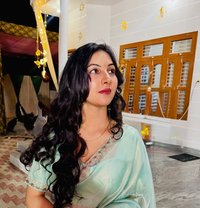 Suhi - escort in Pondicherry