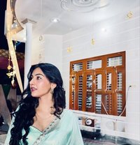 Suhi - escort in Pondicherry