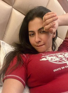 Sujata Call Girl no.1 - escort in Bangalore Photo 1 of 1