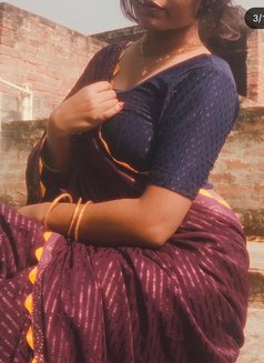 Sujata - escort in Vadodara Photo 1 of 3