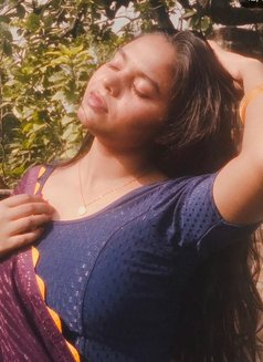 Sujata - escort in Vadodara Photo 2 of 3