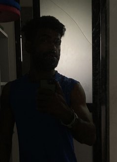 Sujee - Male escort in Ernakulam Photo 3 of 3