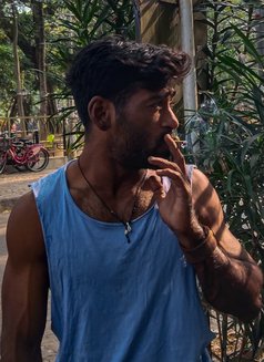 Sujee - Male escort in Kochi Photo 3 of 9