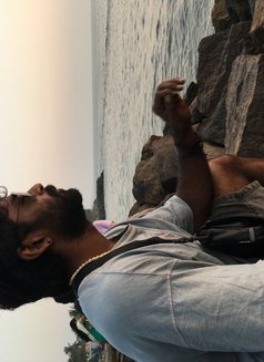 Sujee - Male escort in Kochi Photo 9 of 9