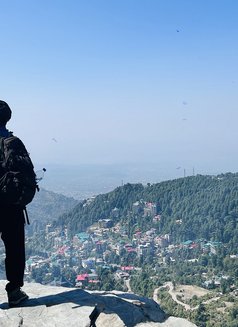 Sujee - Male escort in Kochi Photo 1 of 3