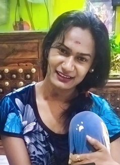 Suji - Acompañantes transexual in Chennai Photo 3 of 4