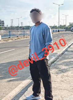 Tomoghno Das - Acompañantes masculino in Kolkata Photo 1 of 6