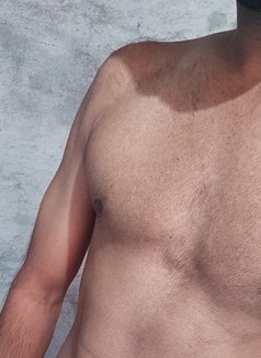 Sujit Playboy Free Service for female - Male escort in Mumbai Photo 5 of 5