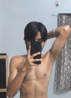Sujith - masseur in Pune Photo 4 of 4