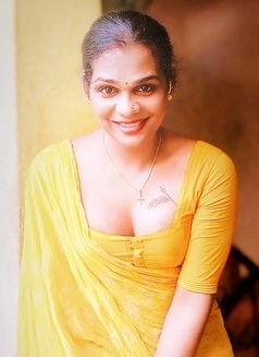 Lovely hot Sujithira Cute Mallu Shemale - Transsexual escort in Chennai Photo 3 of 4