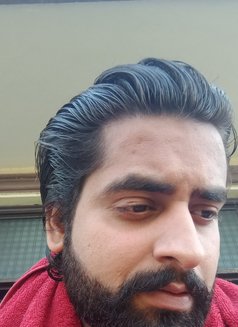 Sukh - Acompañantes masculino in New Delhi Photo 1 of 7