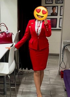 Sukhjeet Kaur - escort in New Delhi Photo 7 of 12