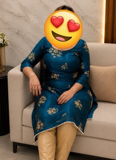 ANAL QUEEN ONLY OUTCAL - puta in New Delhi Photo 1 of 1