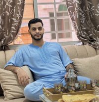 Sulaiman - Male escort in Dubai
