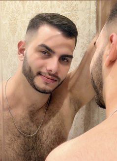Sulaiman - Male escort in Dubai Photo 5 of 6