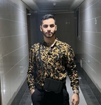 Sulaiman - Male escort in Dubai