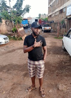 Sultan - Male escort in Nairobi Photo 2 of 2