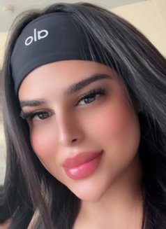 Sultana - Acompañantes transexual in Abu Dhabi Photo 7 of 8