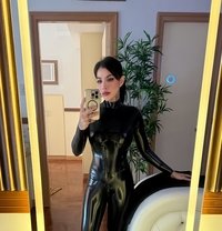 Sultry Domina - dominatrix in Makati City Photo 1 of 8