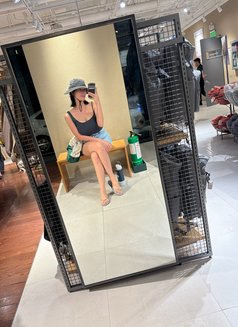 SULTRY, TIN - puta in Kuala Lumpur Photo 9 of 10