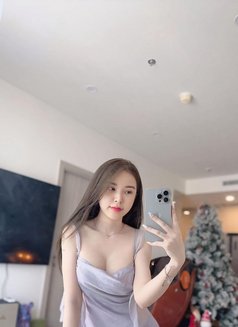 Suly - Masajista in Ahmedabad Photo 2 of 3